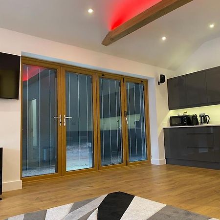 Apartamento Stansted Airport Luxury Annexe With Parking. Birchanger Exterior foto
