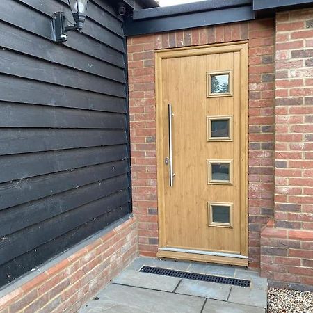 Apartamento Stansted Airport Luxury Annexe With Parking. Birchanger Exterior foto