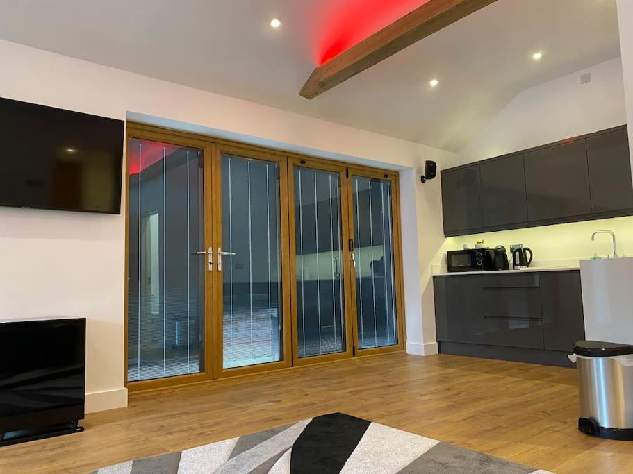 Apartamento Stansted Airport Luxury Annexe With Parking. Birchanger Exterior foto