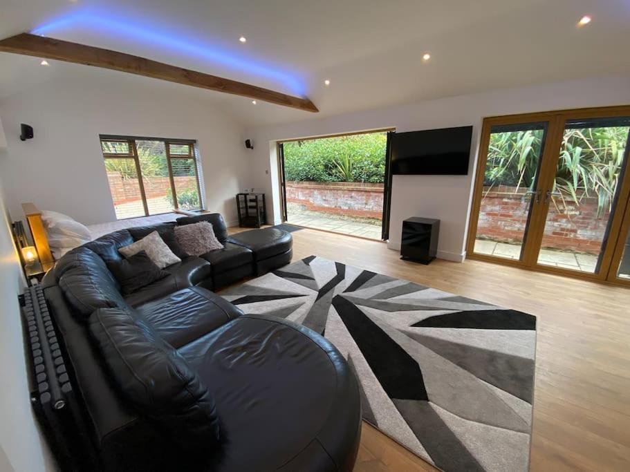 Apartamento Stansted Airport Luxury Annexe With Parking. Birchanger Exterior foto